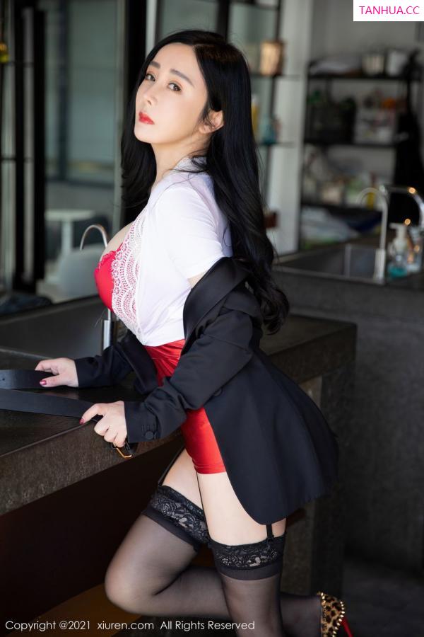 允薾  [XiuRen]高清写真图 2021.03.01 No.3148 允爾第19张图片